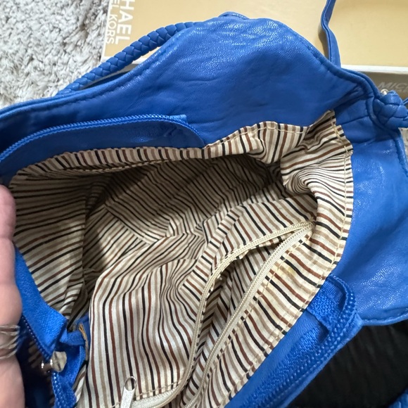 Italian Leather Royal Blue Crescent Shoulder Bag with Floral Design. - Picture 5 of 9